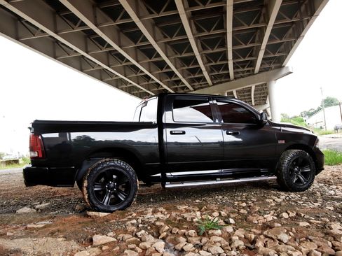 Used 2015 RAM 1500 Sport w/ Convenience Group AWD/4WD image 12