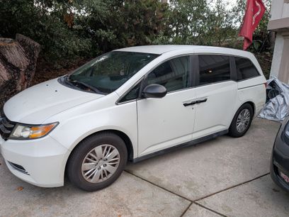 Used 2016 Honda Odyssey LX