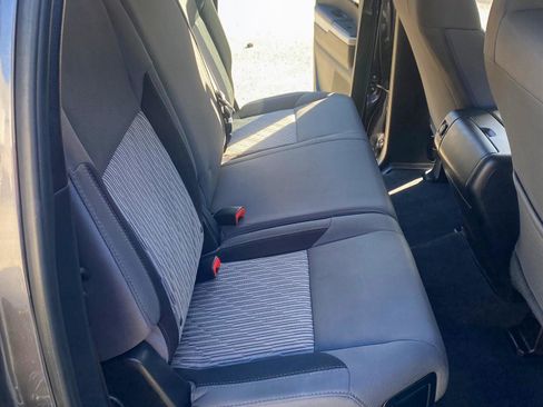 Used 2016 Toyota Tundra SR5 image 11