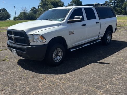 Used 2018 RAM 2500 Tradesman w/ Popular Equipment Group AWD/4WD image 4
