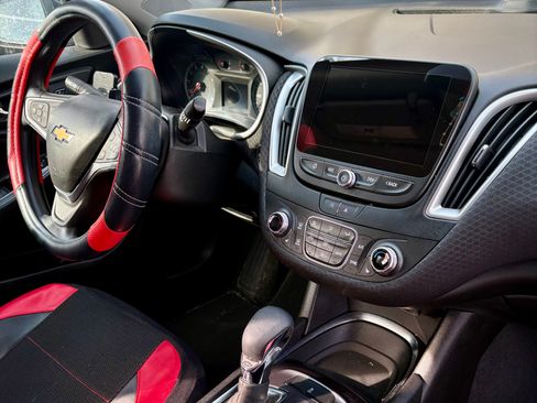 Used 2022 Chevrolet Malibu LT image 8