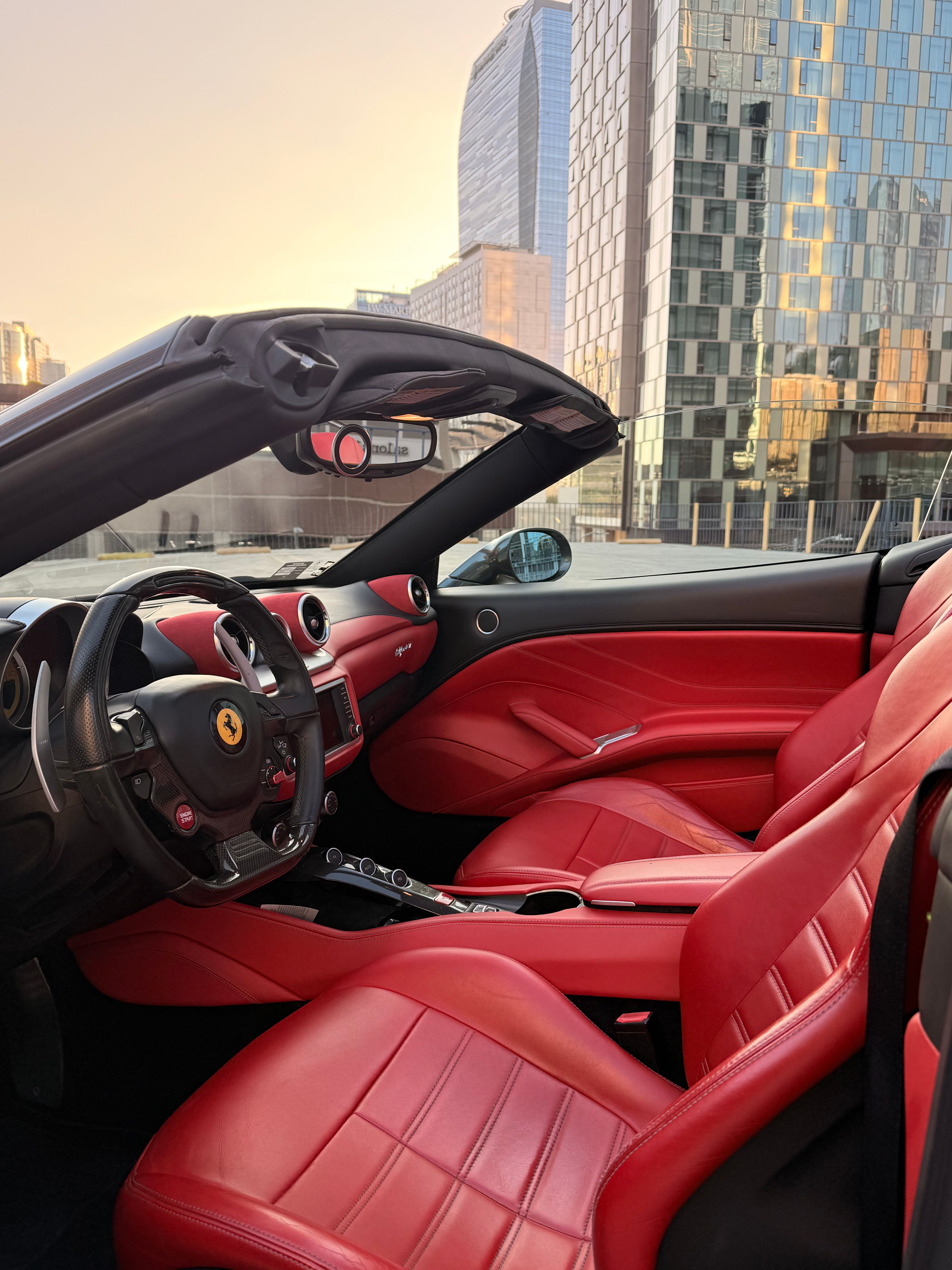 Used 2017 Ferrari California T RWD image 2