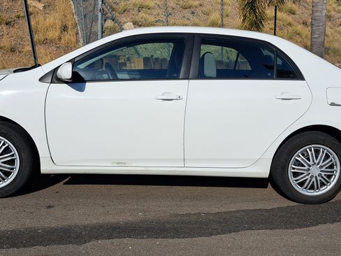 Used 2012 Toyota Corolla LE image 5