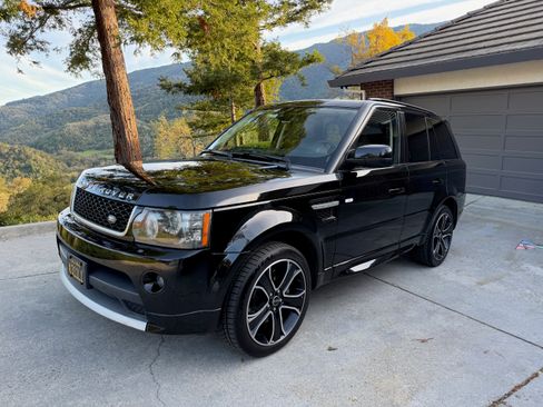 Used 2013 Land Rover Range Rover Sport HSE image 1