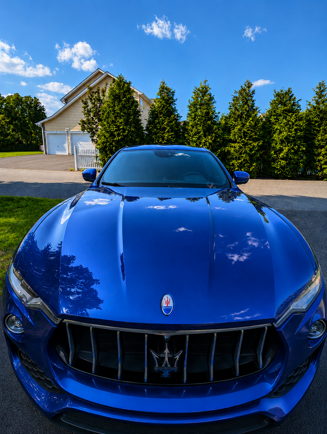 Used 2019 Maserati Levante AWD/4WD image 2
