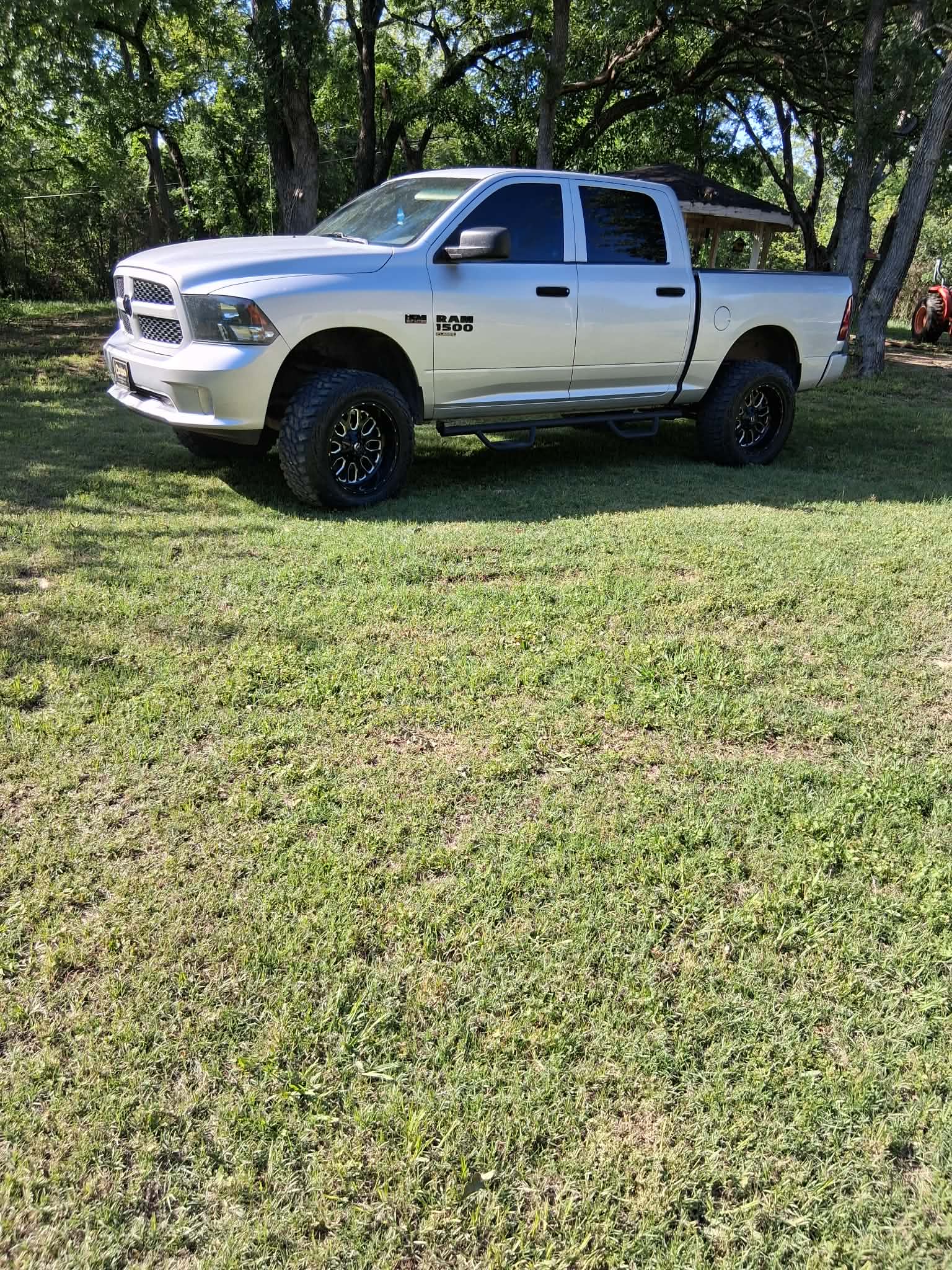 Used 2019 RAM 1500 Express w/ Express Value Package RWD image 5