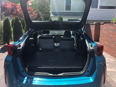 Used 2018 Toyota Prius Prime Premium FWD image 17