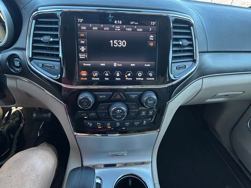 Used 2020 Jeep Grand Cherokee Summit image 13