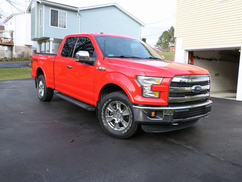 Used 2016 Ford F150 Lariat image 4