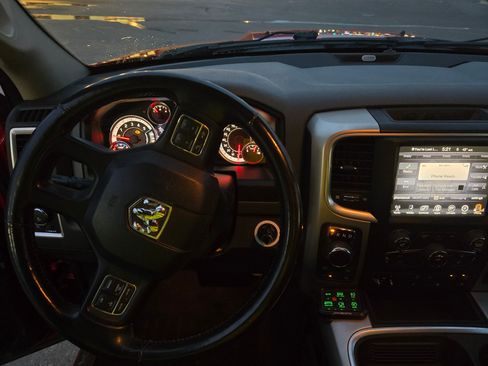 Used 2016 RAM 1500 Big Horn image 11