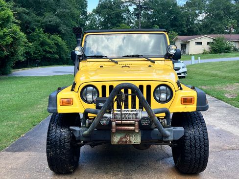 Used 2004 Jeep Wrangler X w/ Convenience Group image 4