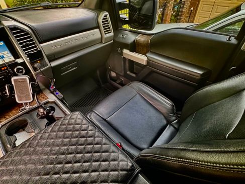 Used 2017 Ford F350 Lariat w/ Chrome Package AWD/4WD image 11