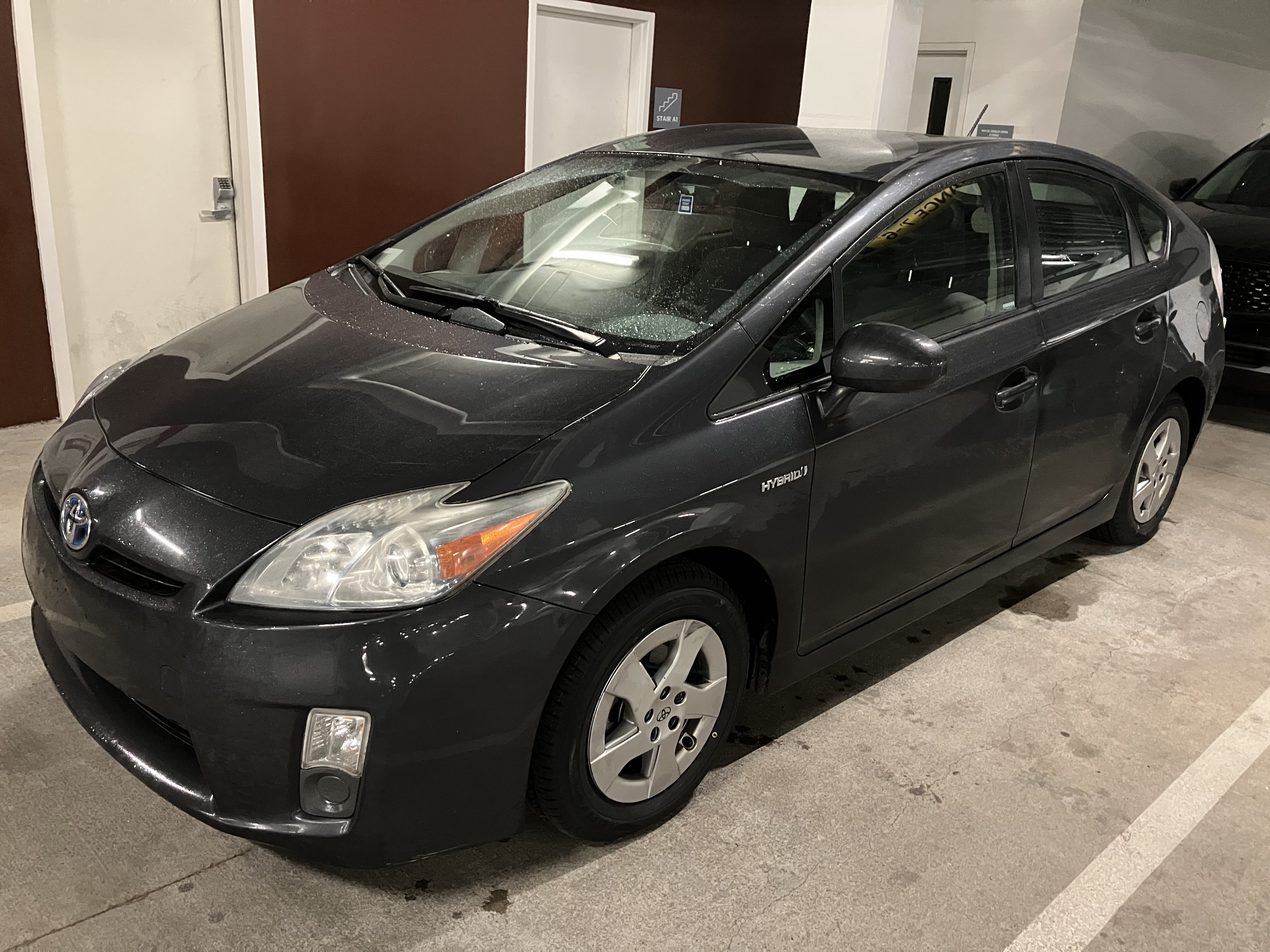 Used 2011 Toyota Prius Three w/ Navigation Pkg FWD image 2