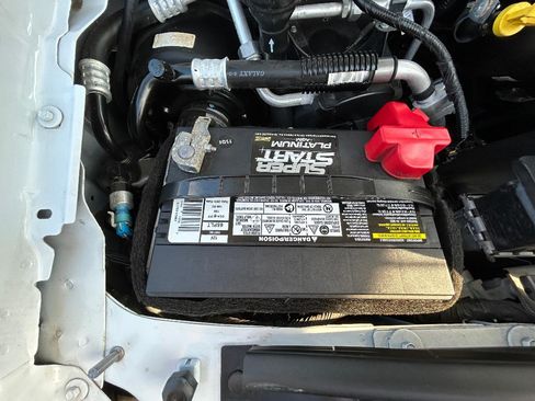 Used 2024 Ford E-350 and Econoline 350 Super Duty w/ Power Windows & Locks Group image 8