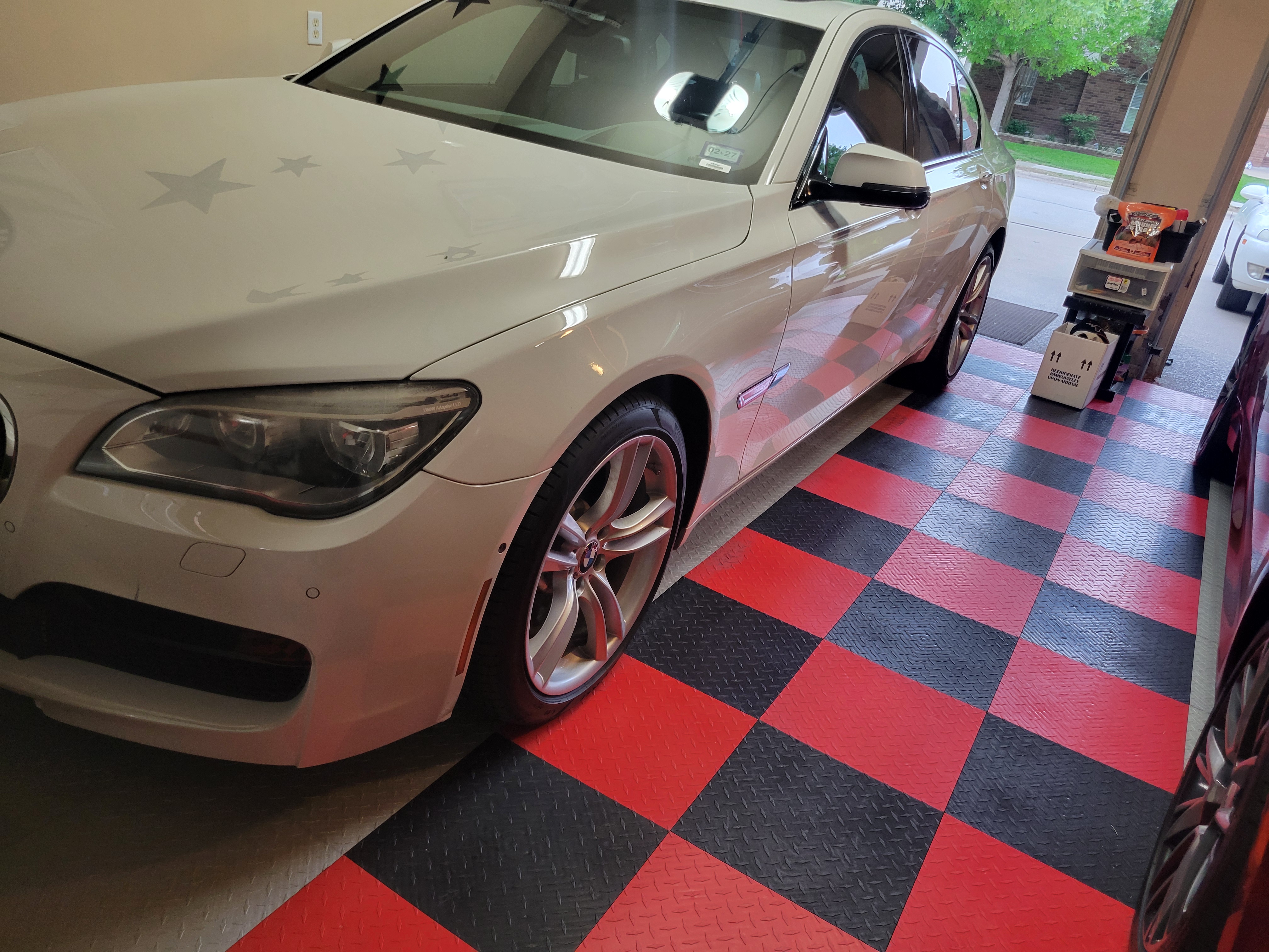 Used 2014 BMW 750i RWD image 10
