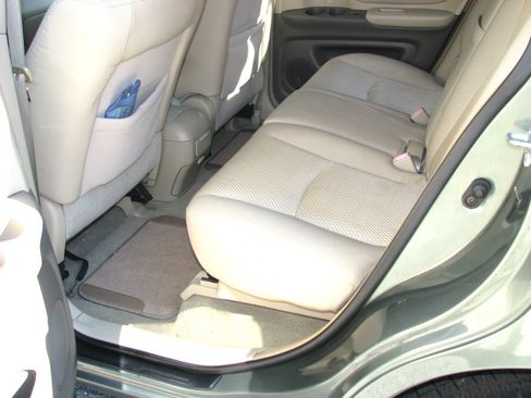 Used 2005 Toyota Highlander 2WD V6 image 9