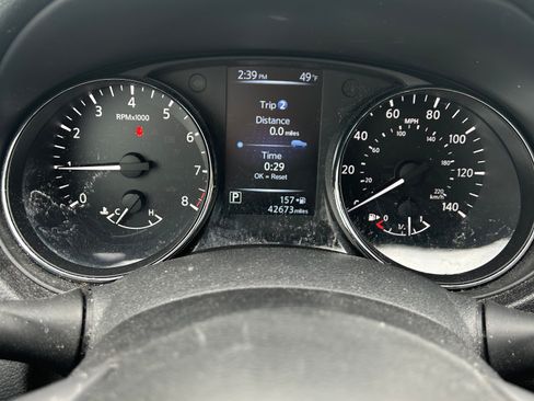 Used 2017 Nissan Rogue S image 8