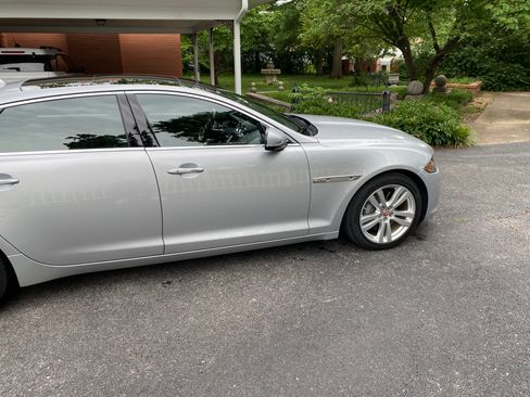 Used 2018 Jaguar XJ L Portfolio AWD/4WD image 4