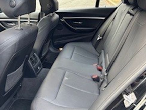 Used 2018 BMW 330i xDrive Sedan image 12