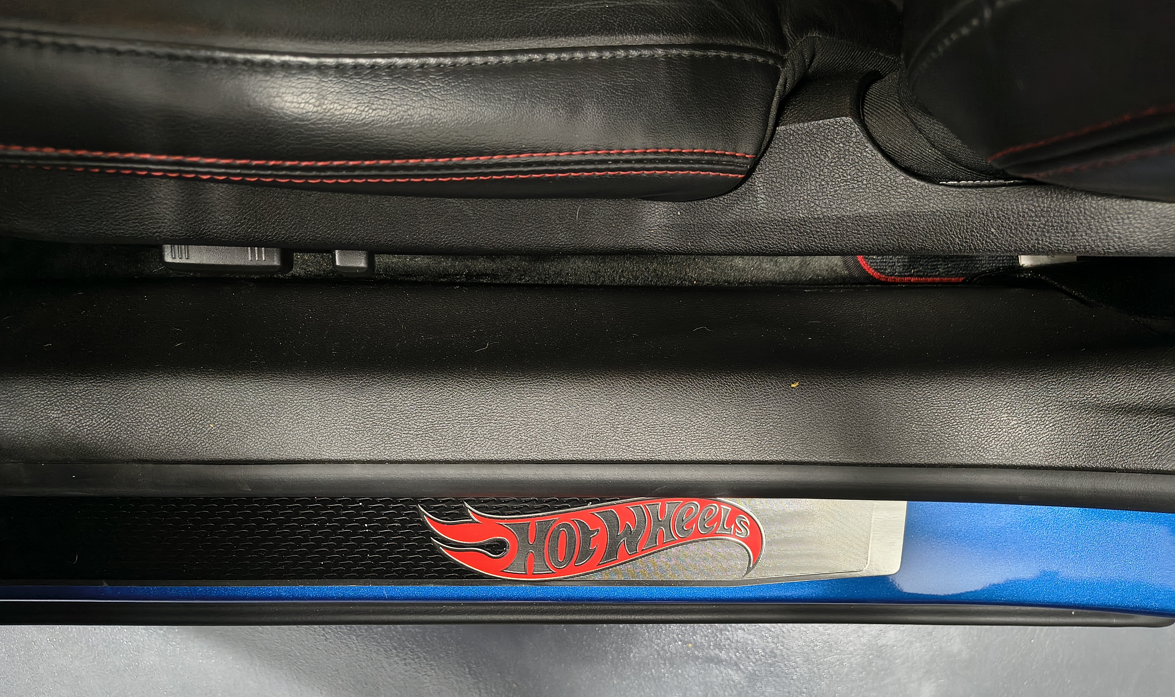 Used 2013 Chevrolet Camaro LT w/ Hot Wheels Special Edition RWD image 22