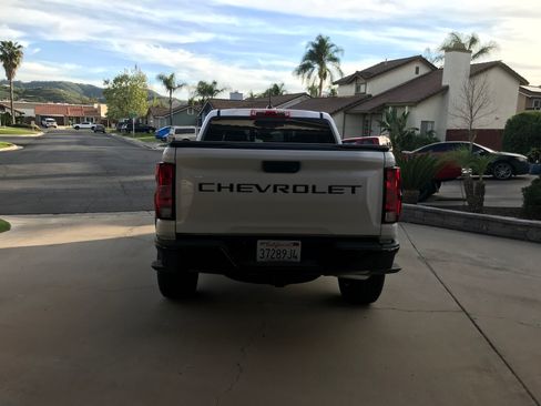 Used 2025 Chevrolet Colorado Trail Boss image 10