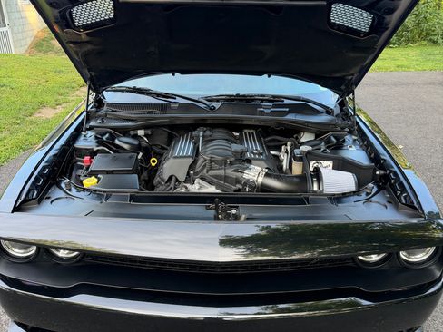 Used 2022 Dodge Challenger R/T Scat Pack RWD image 14