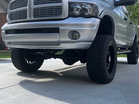 Used 2005 Dodge Ram 2500 Truck SLT w/ Sport Appearance Group AWD/4WD image 8