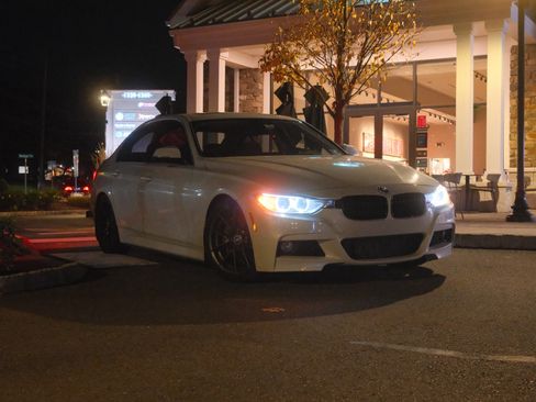 Used 2015 BMW 335i xDrive Sedan image 4