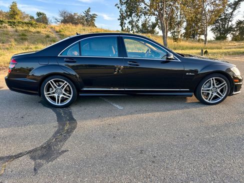 Used 2009 Mercedes-Benz S 63 AMG image 8