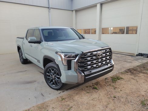 Used 2025 Toyota Tundra Platinum image 2