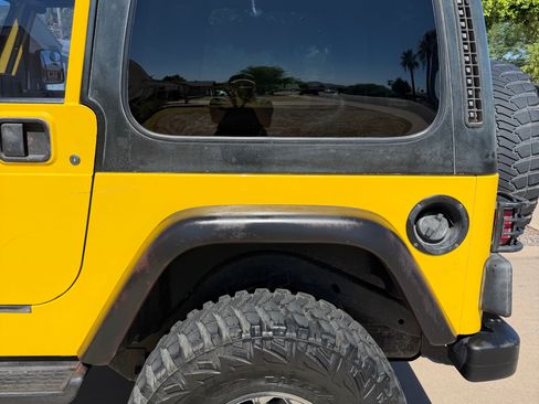 Used 2000 Jeep Wrangler Sport AWD/4WD image 4