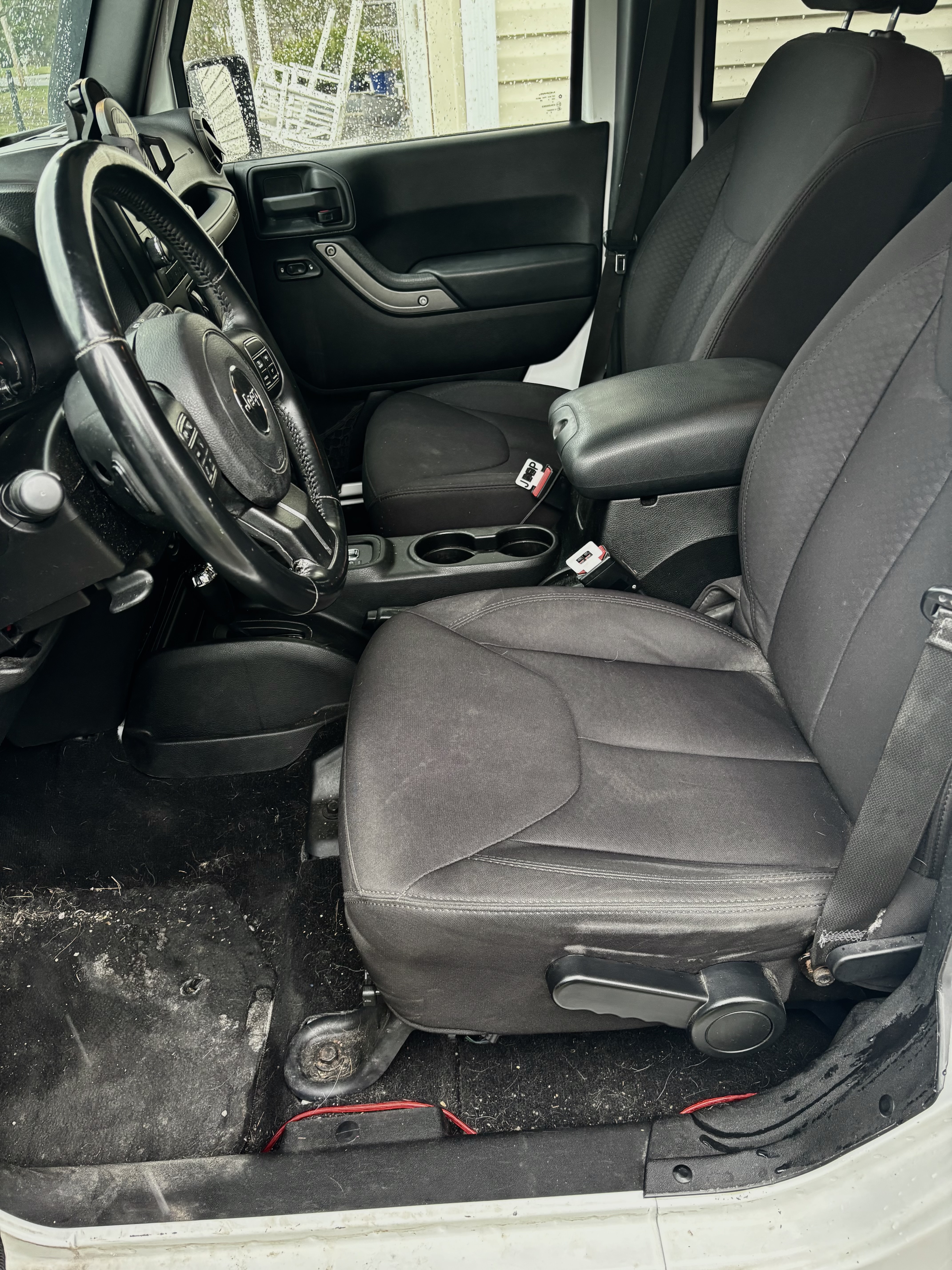 Used 2013 Jeep Wrangler Unlimited Sport AWD/4WD image 9