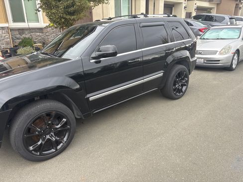 Used 2007 Jeep Grand Cherokee Overland RWD image 11