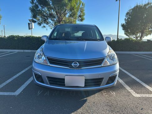 Used 2012 Nissan Versa 1.8 S w/ Plus Pkg image 9