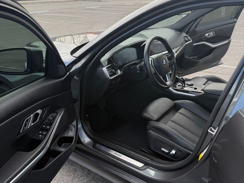 Used 2022 BMW 330i Sedan w/ Driving Assistance Package image 14