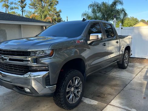 Used 2020 Chevrolet Silverado 1500 LT w/ All-Star Edition image 3