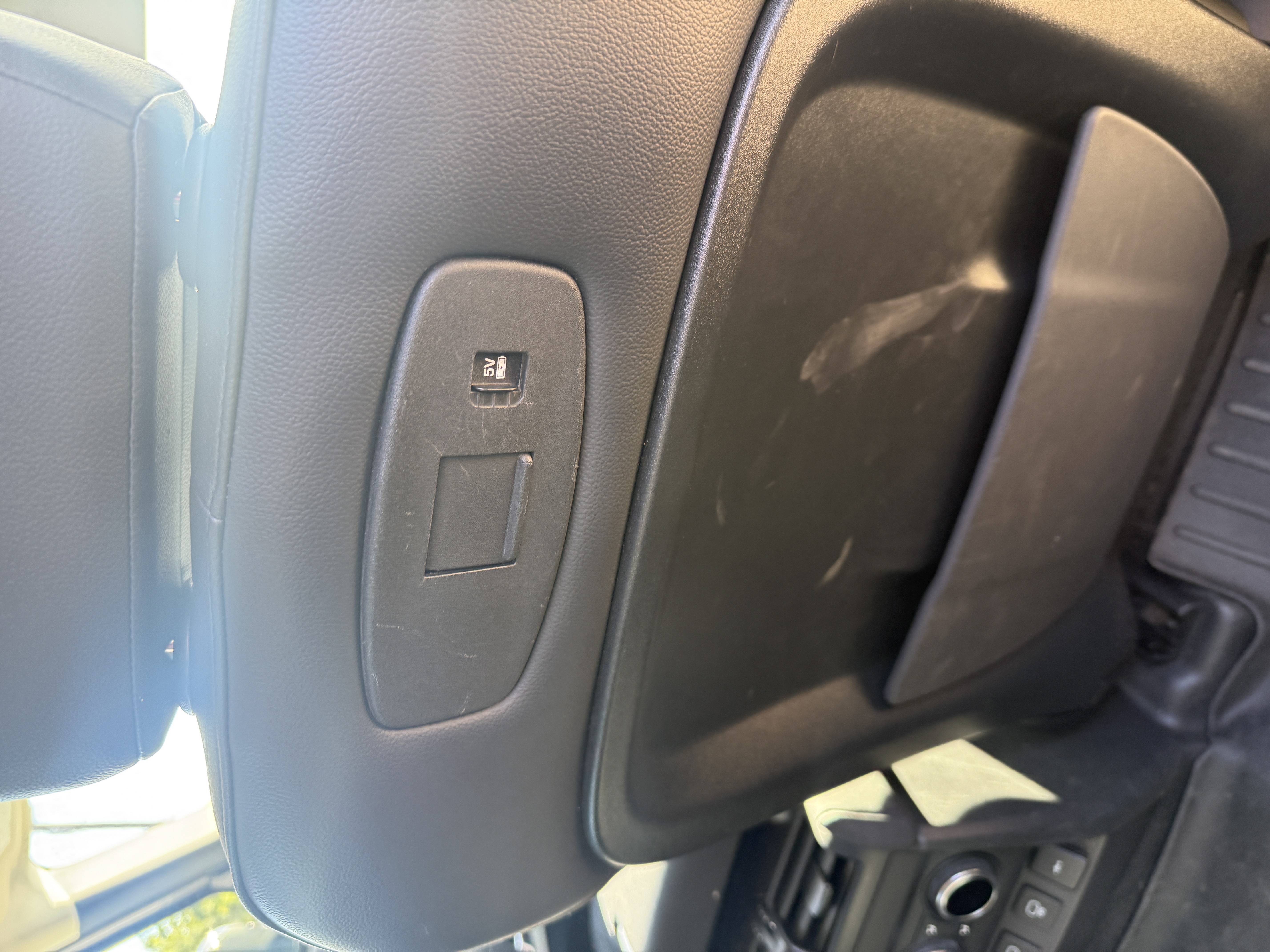 Used 2022 Land Rover Defender 110 SE AWD/4WD image 17