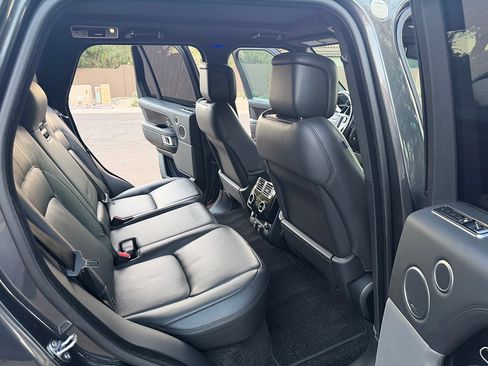 Used 2018 Land Rover Range Rover Supercharged AWD/4WD image 16