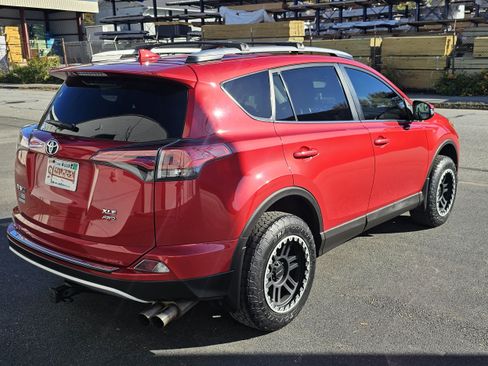 Used 2016 Toyota RAV4 XLE image 12