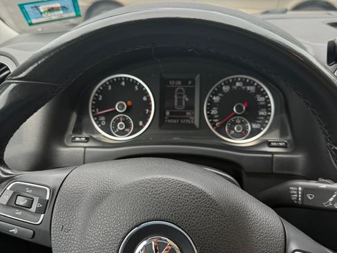 Used 2015 Volkswagen Tiguan SEL AWD/4WD image 13