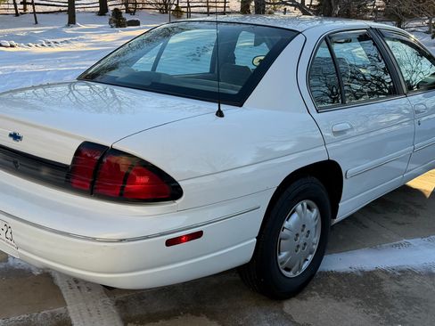 Used 1999 Chevrolet Lumina w/ Preferred Equipment Group FWD image 5