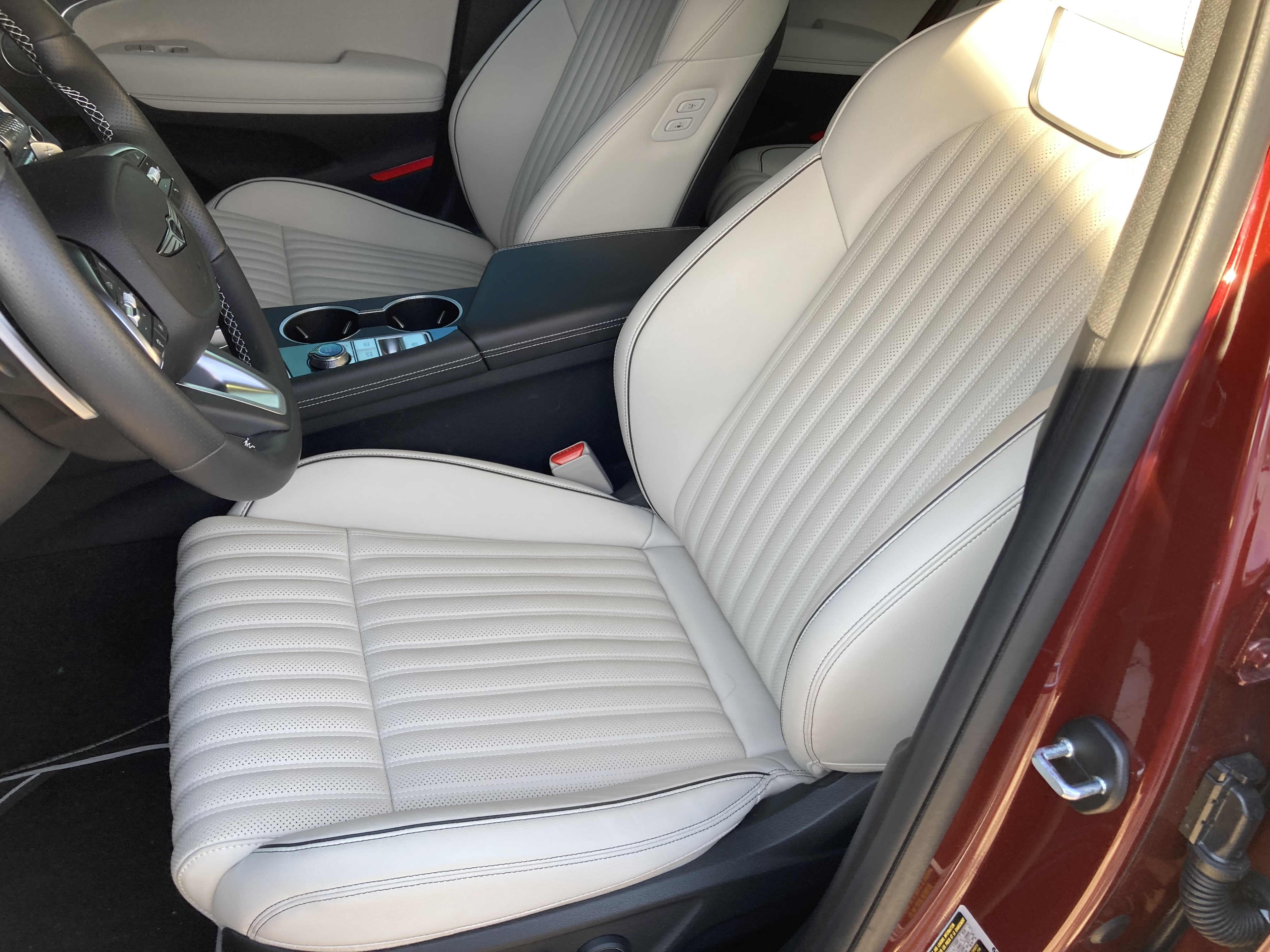 Used 2025 Genesis G70 2.5T w/ Sport Prestige Package RWD image 8