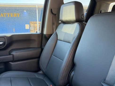 Used 2022 Chevrolet Silverado 2500 W/T w/ WT Convenience Package image 22