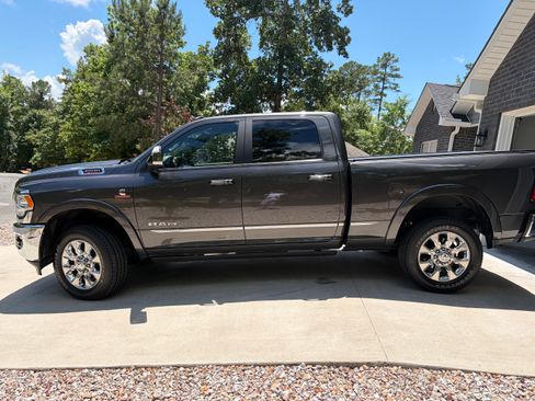 Used 2022 RAM 3500 Limited w/ Safety Group AWD/4WD image 6