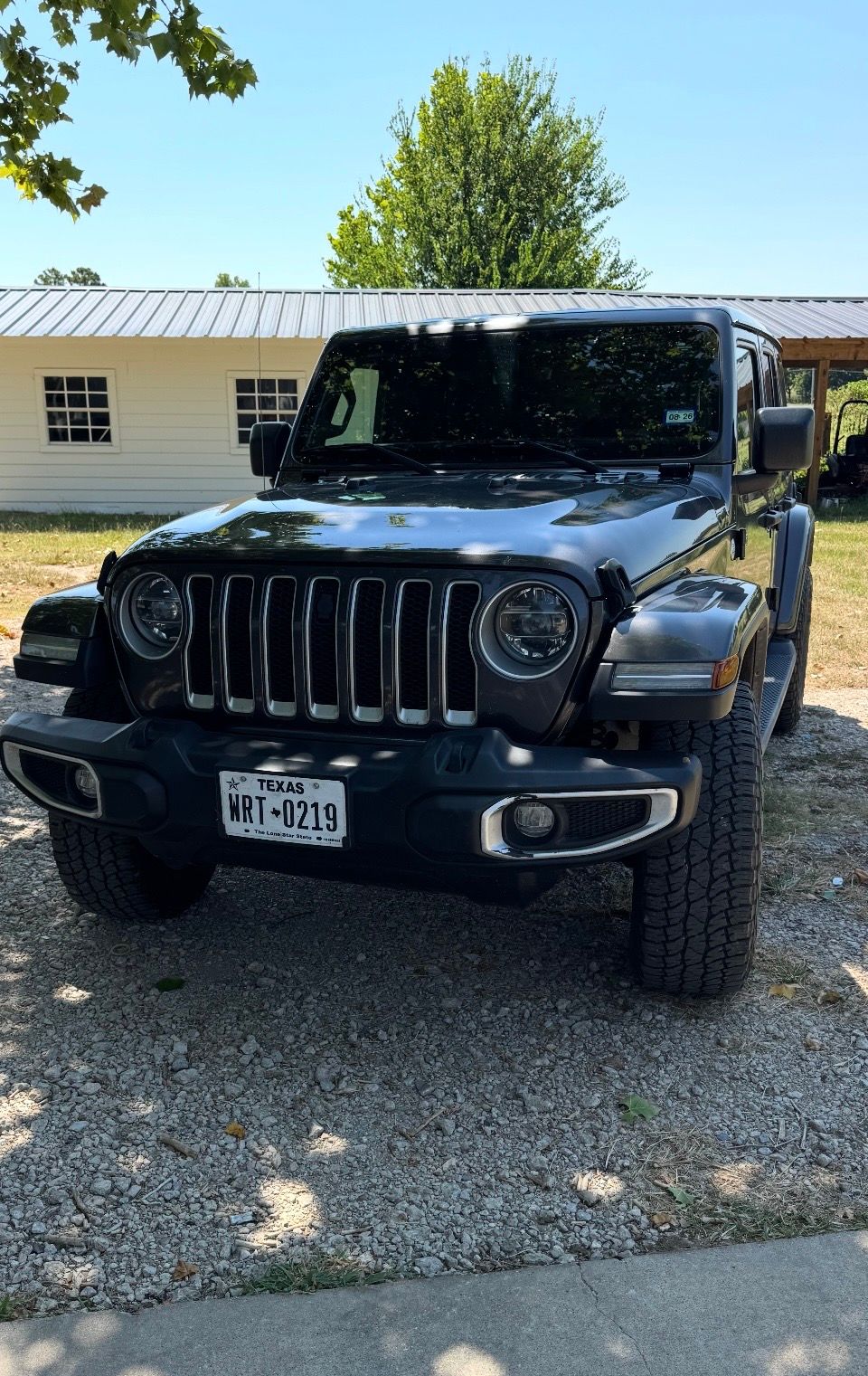 Used 2021 Jeep Wrangler Unlimited Sahara AWD/4WD image 2