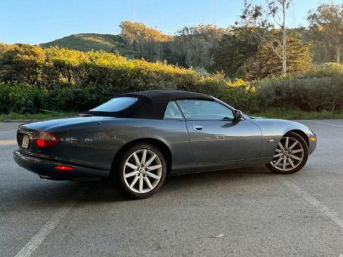 Used 2000 Jaguar XK8 Convertible image 6