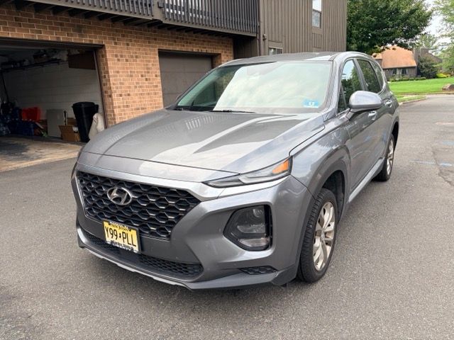 Used 2019 Hyundai Santa Fe SE AWD/4WD image 4