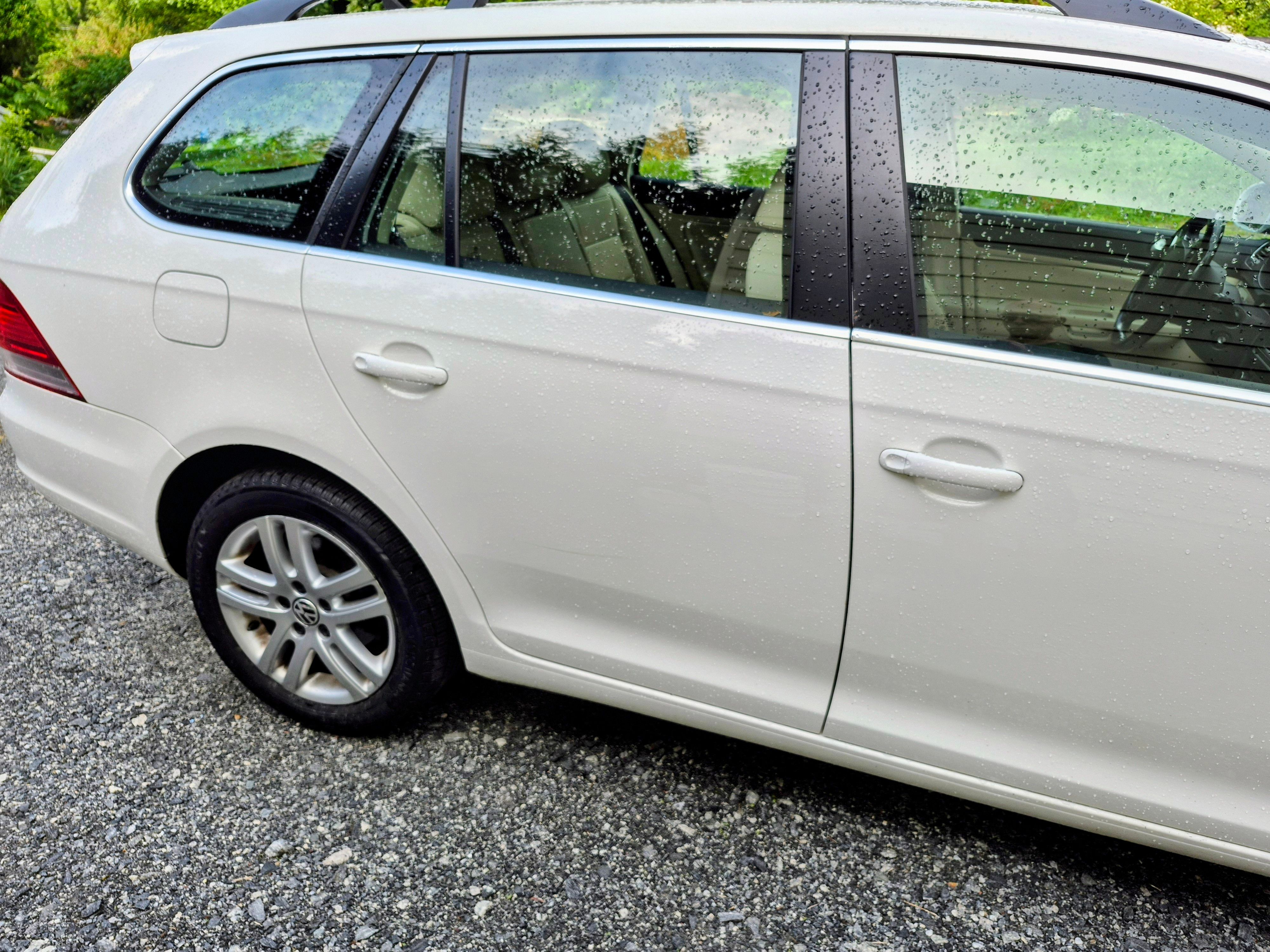 Used 2012 Volkswagen Jetta TDI FWD image 2