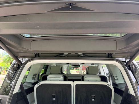 Used 2025 Rivian R1S Adventure AWD/4WD image 6