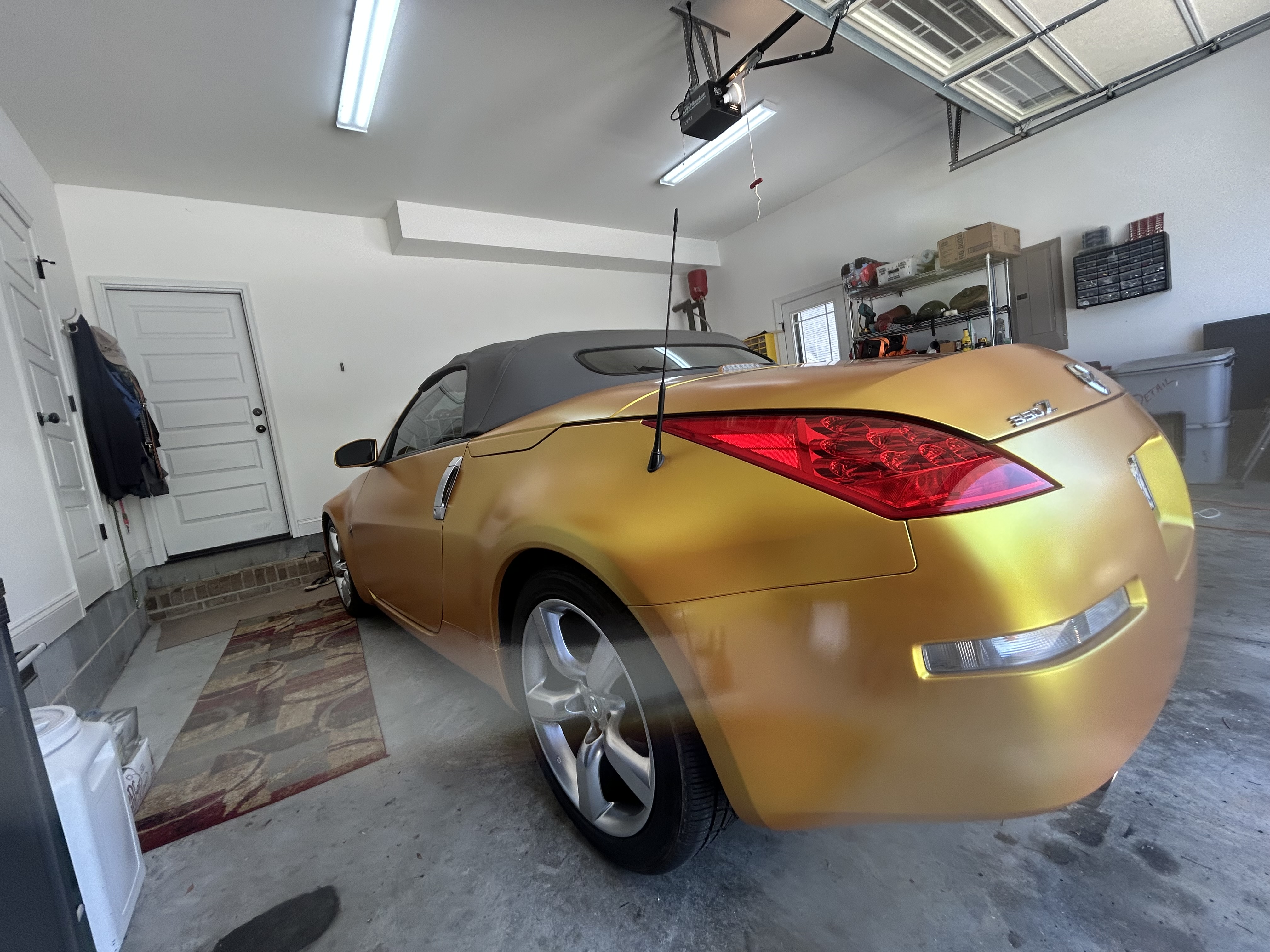 Used 2007 Nissan 350Z Touring RWD image 14